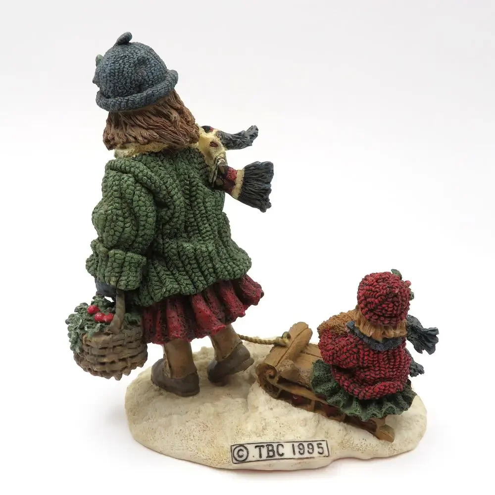Yesterday's Child Courtney w/ Phoebe Over the River Dollstone Collection Figure